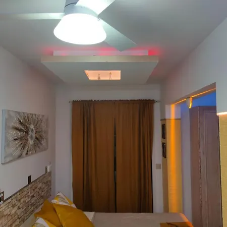 Mit Beheiztem Pool By Interhome شقة